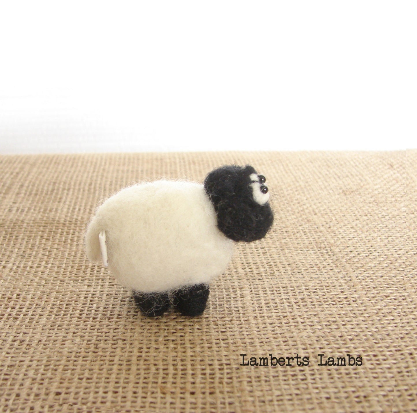 Needle Felted Sheep Adorable, Felted Wool sheep, Woolen Handmade sheep