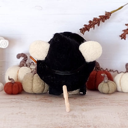 Needle felted mouse witch Clara Moonwhisper