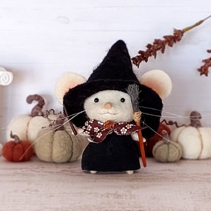 Needle felted mouse witch Hazel Rowanmere