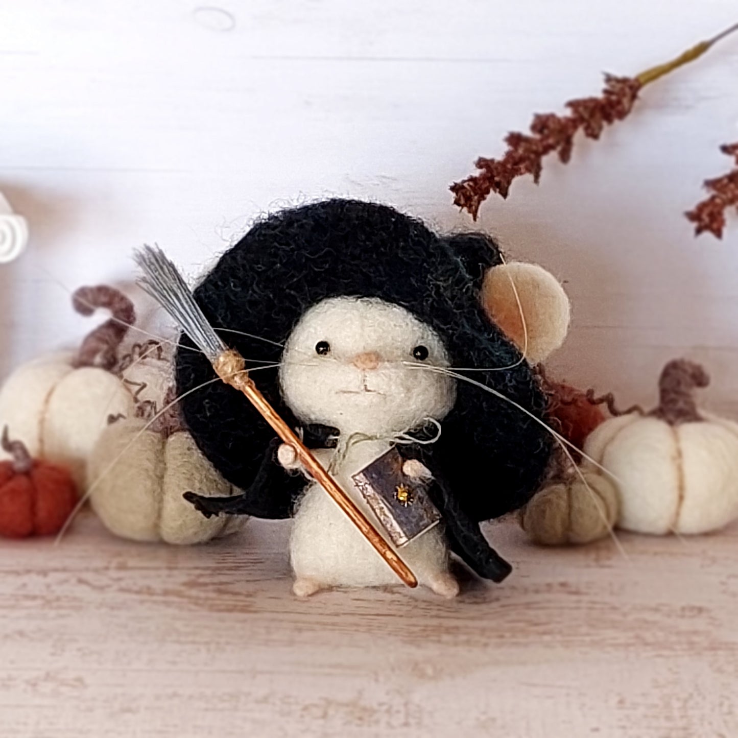 Needle felted mouse Wizard Albie Thistlewick III