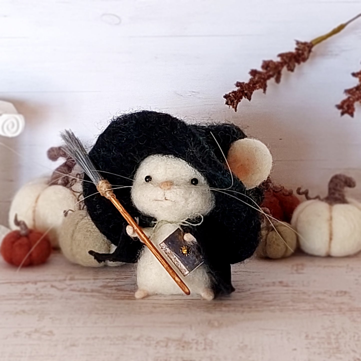 Needle felted mouse Wizard Albie Thistlewick III