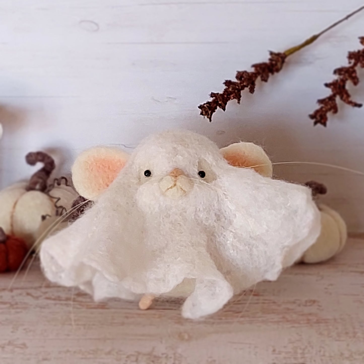 Needle felted mouse Ghost Pipa Tattertail