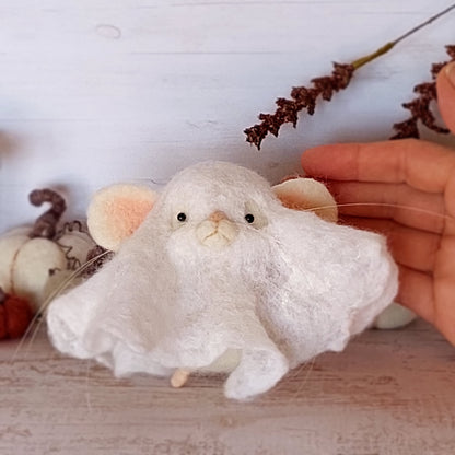 Needle felted mouse Ghost Pipa Tattertail
