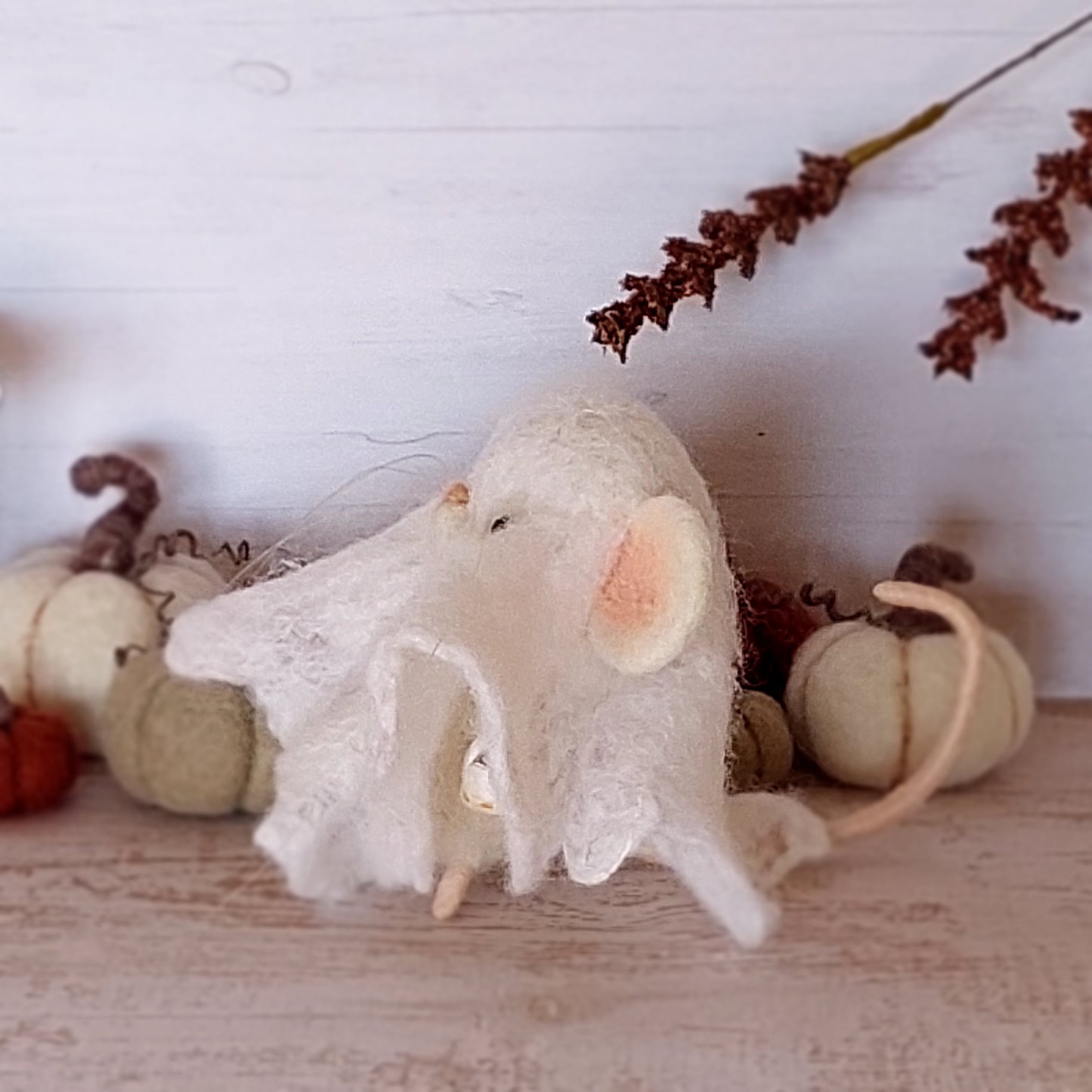 Needle felted mouse Ghost Pipa Tattertail