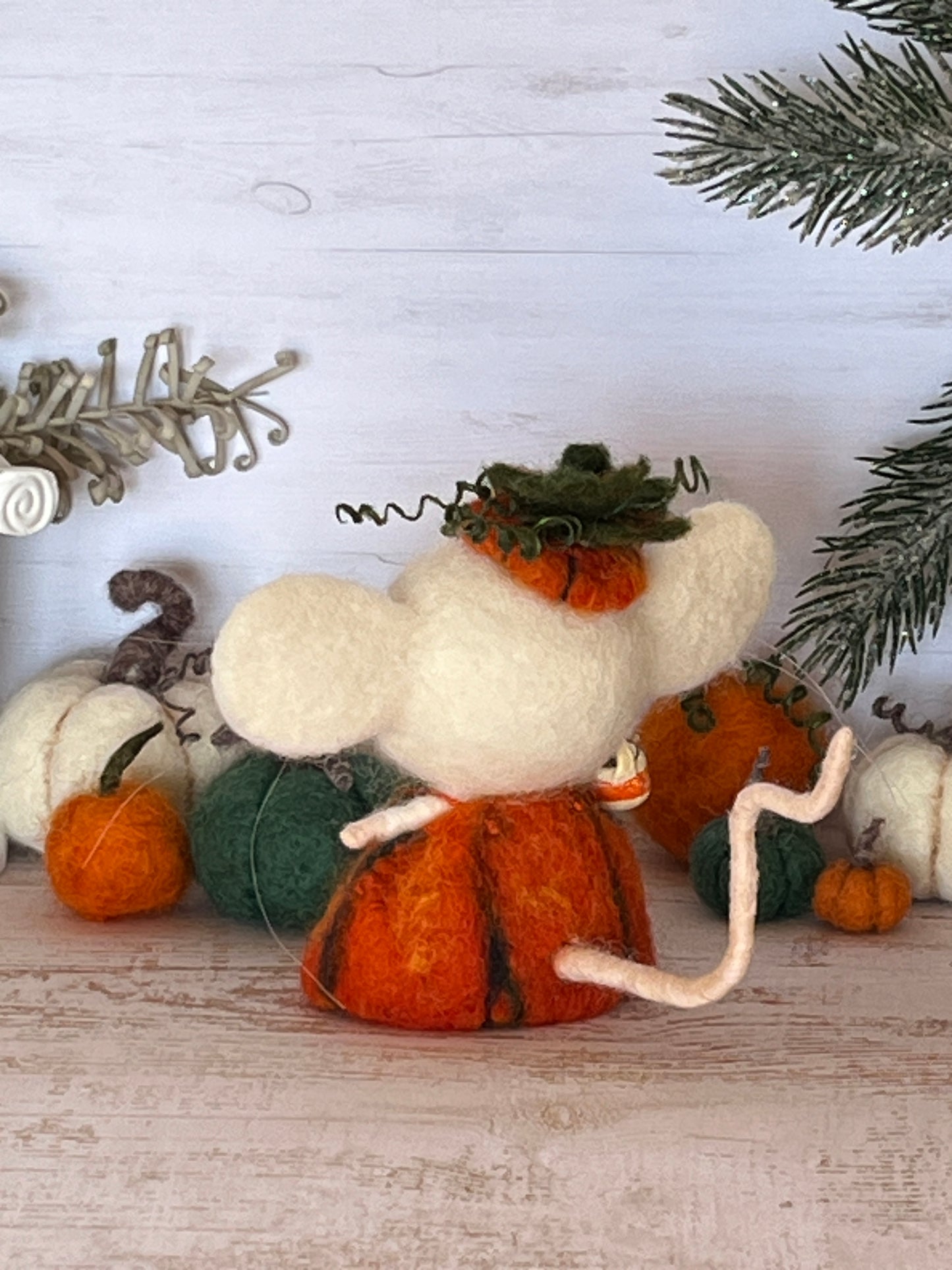Needle felted mouse  Guardians of the pumpkin patch Tansy Thimbletoe