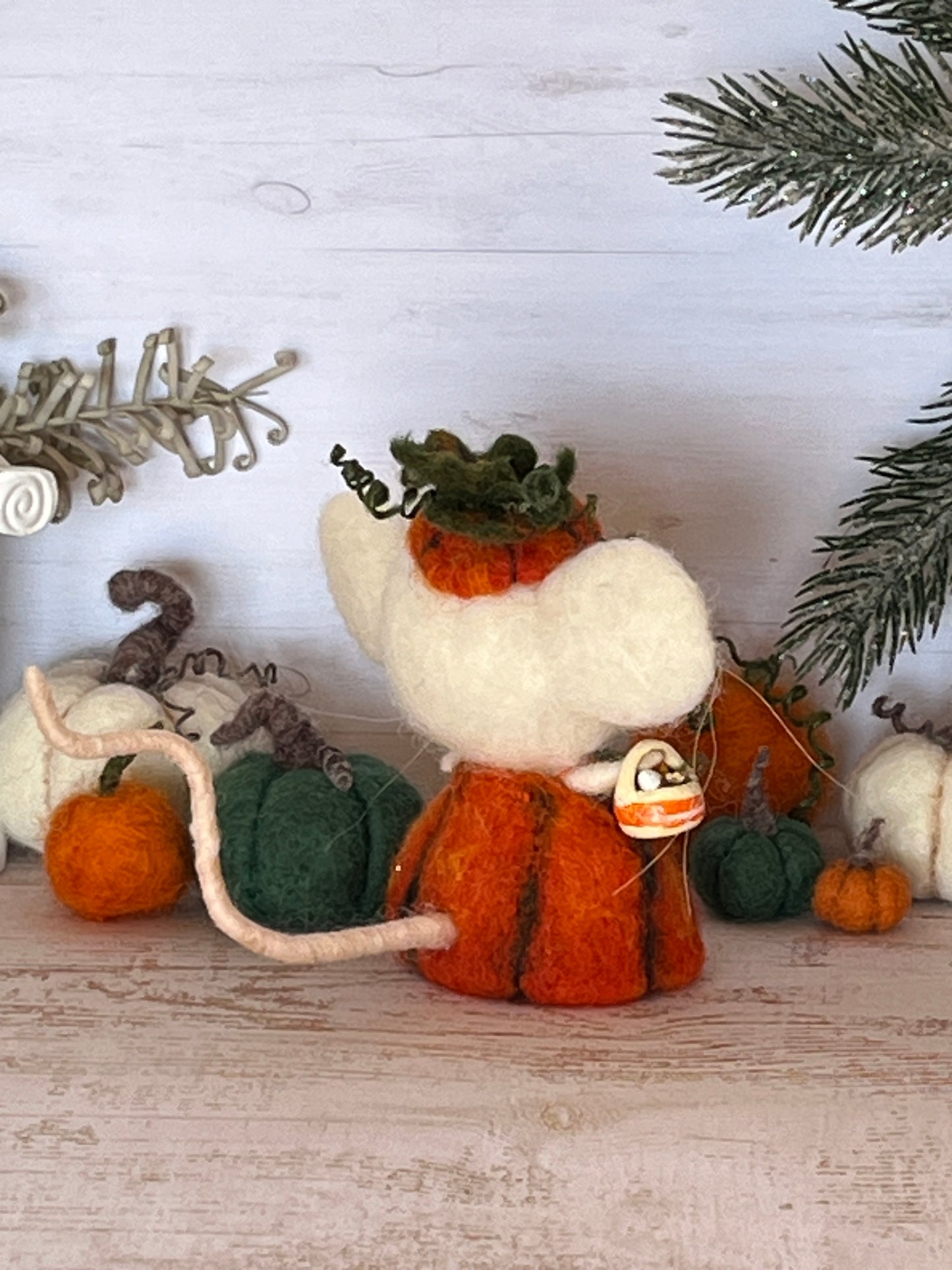 Needle felted mouse  Guardians of the pumpkin patch Tansy Thimbletoe