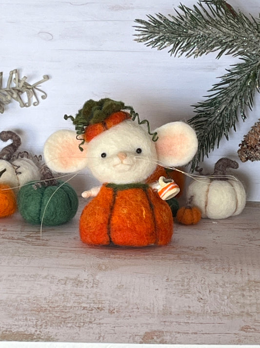 Needle felted mouse Guardians of the pumpkin patch Penelope Seedwhisk