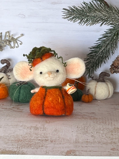 Needle felted mouse Guardians of the pumpkin patch Penelope Seedwhisk