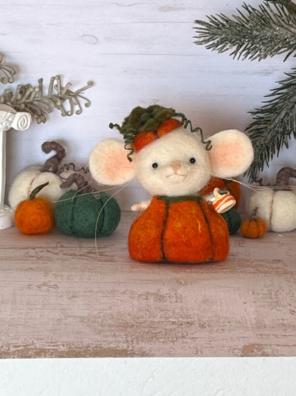 Needle felted mouse Guardians of the pumpkin patch Penelope Seedwhisk