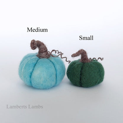 Handmade Needle felted wool Pumpkin, small and medium doll house side pumpkins