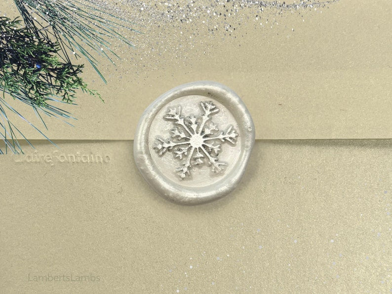6 Simple Snowflake wax seal stickers, A set of 6 Premade Simple Snowflake wax seal stickers for journaling, gift wrapping decor