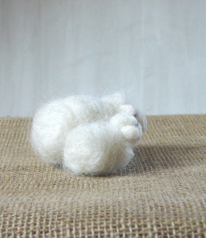 Felted Sheep. White Needle Felted Wool Sheep with lamb