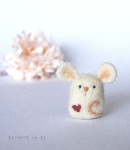 Needle Felted Mouse with a heart