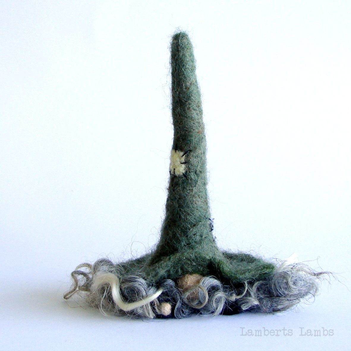 Needle felted gnome, Felted Gnome, Needle Felted Scandinavian Gnome, Witch Gnome Felted Tomte Wool Nisse Hairy Gnome