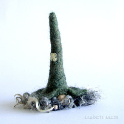Needle felted gnome, Felted Gnome, Needle Felted Scandinavian Gnome, Witch Gnome Felted Tomte Wool Nisse Hairy Gnome
