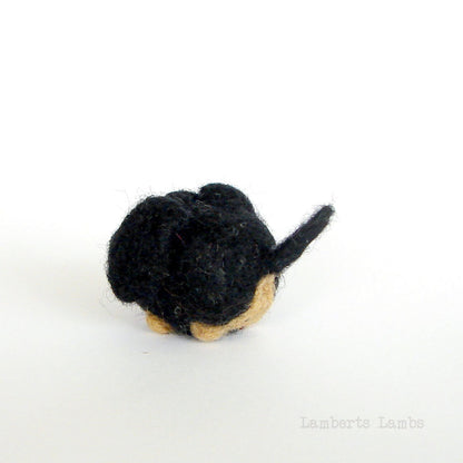 Needle felted Dachshund Felted dog, Tiny wool dog