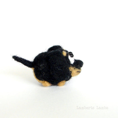 Needle felted Dachshund Felted dog, Tiny wool dog