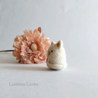 Needle Felted Cat with a heart