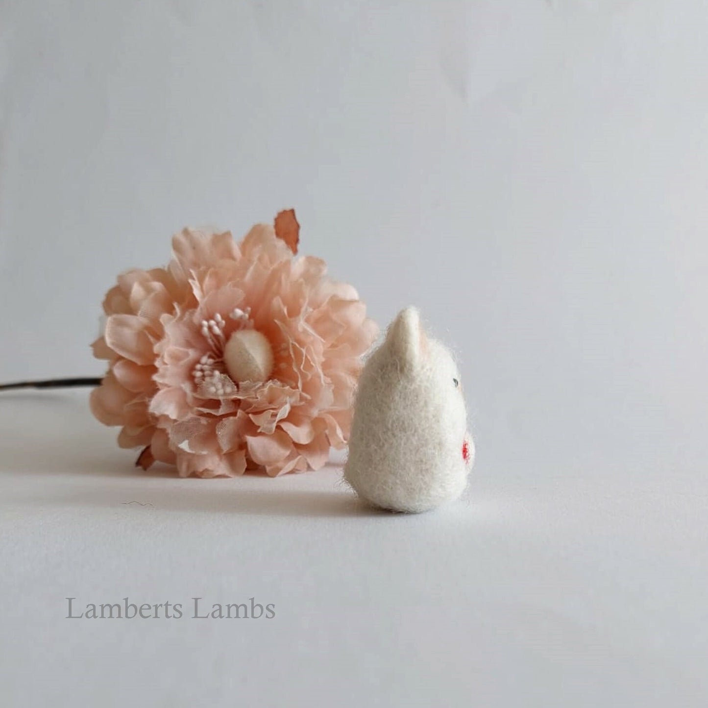 Needle Felted Cat with a heart