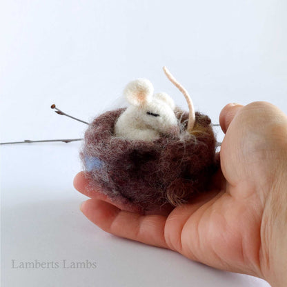 Needle felted baby mouse in a nest