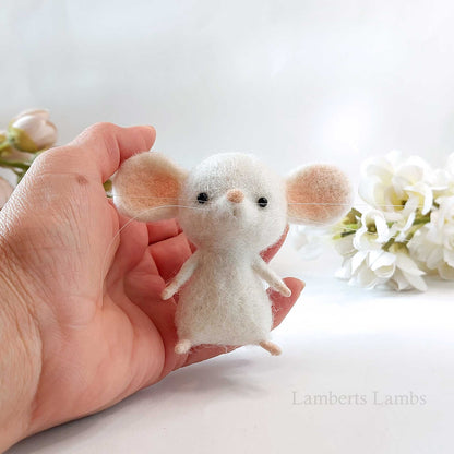 Needle Felted White Mouse
