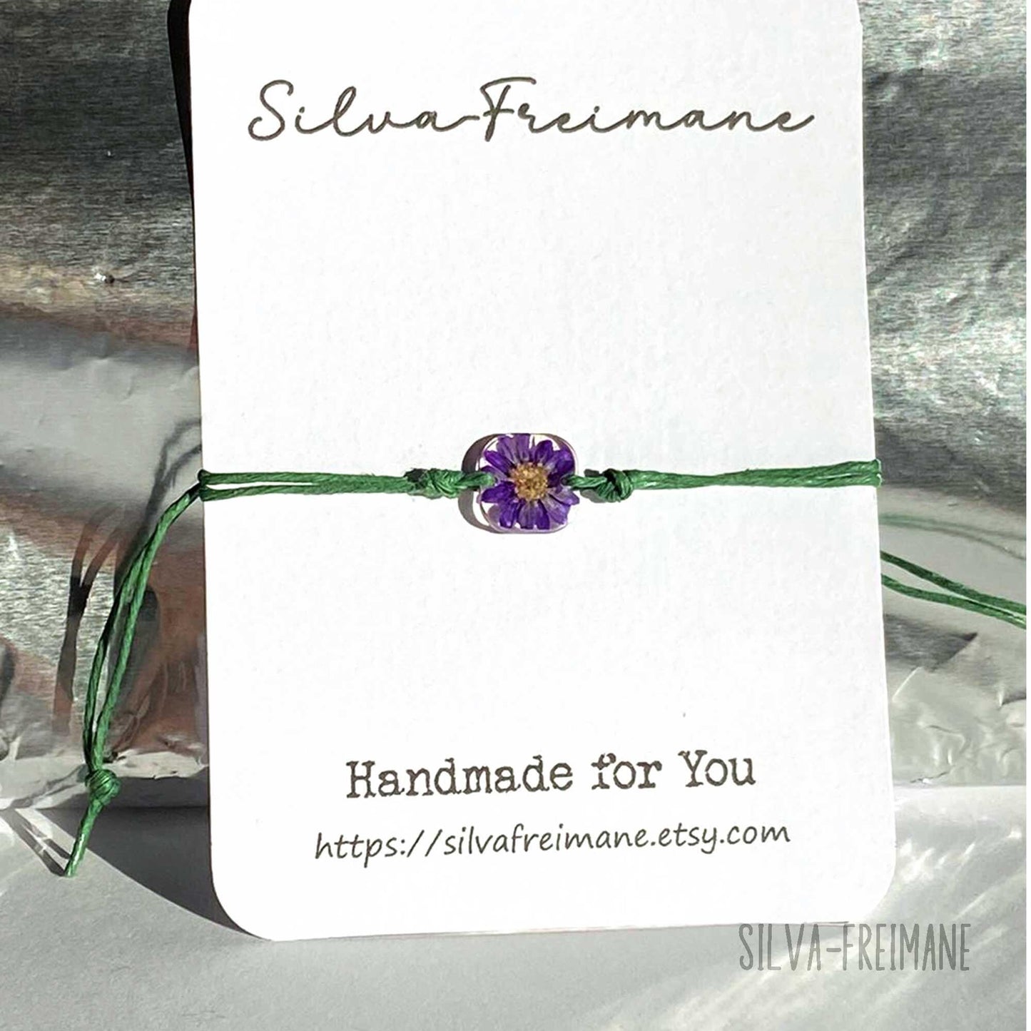 Small Purple Flower String bracelet, Friendship bracelet, Boho-chic bracelet