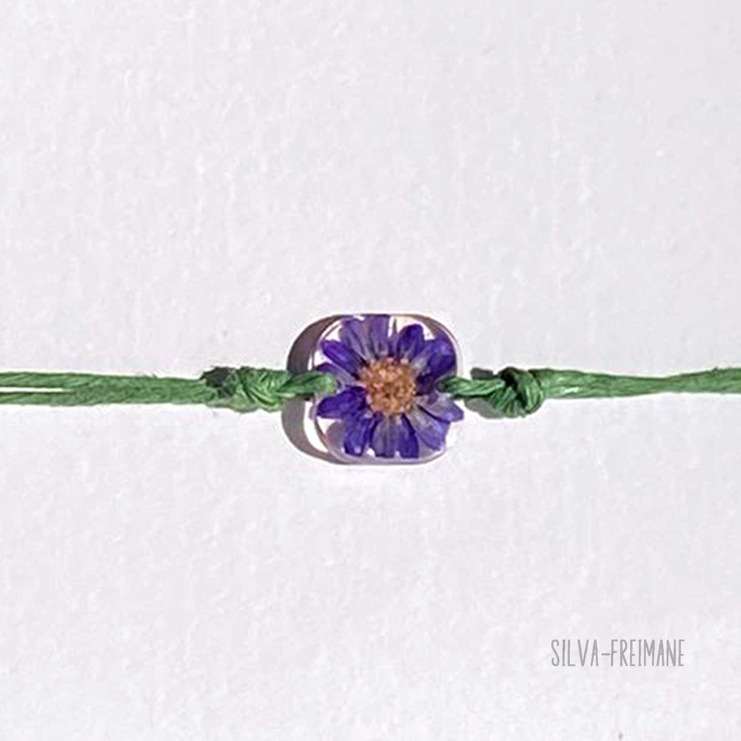 Small Purple Flower String bracelet, Friendship bracelet, Boho-chic bracelet