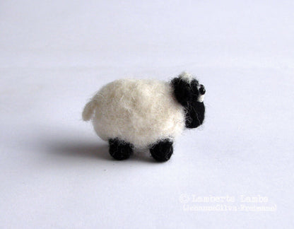 Needle Felted Sheep sweetie