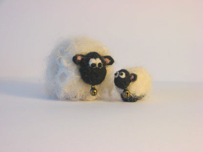 Needle Felted Sheep  Mama sheep with lamb